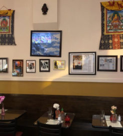 Everest Cafe & Bar